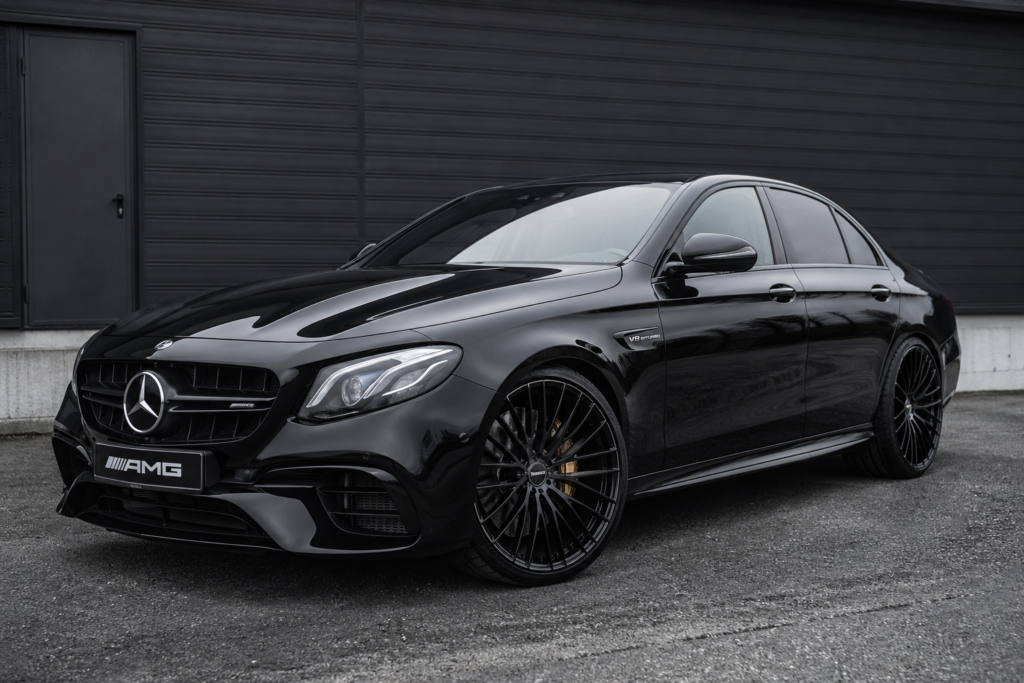 Mercedes E63 S AMG Front, Limousine mieten Schaffhausen